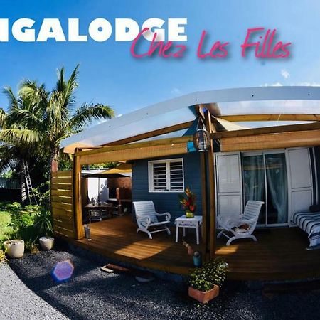 Chez Les Filles - Bungalodge Петит-Иль Экстерьер фото